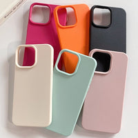 Capa de silicone aveludada para iPhone